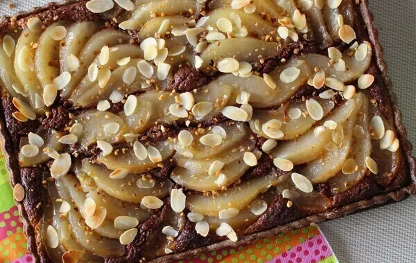 Tarte amandine poire-chocolat