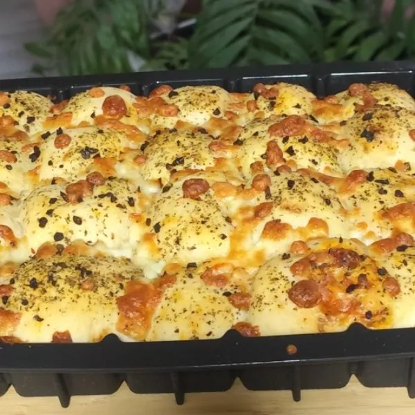 Bun' S Façon Pizza