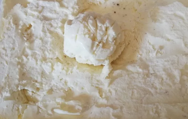 Glace au lait concentré sucré