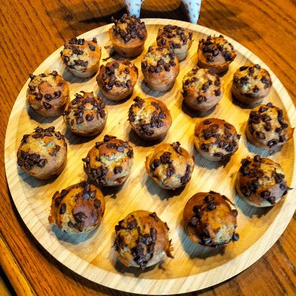 Mini muffins banane pépites de chocolat 