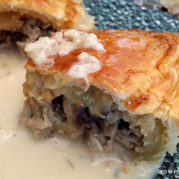 Feuilletés au mignon de porc et cancoillotte