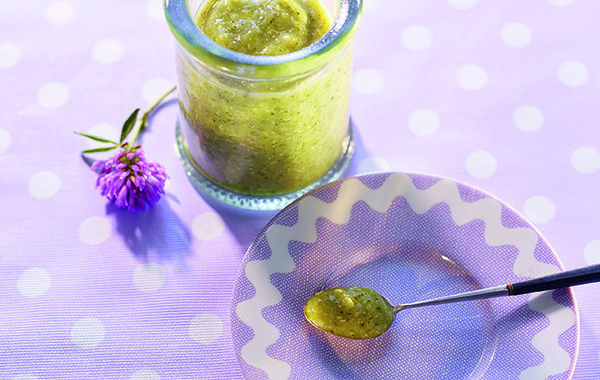 Petits pots de quinoa-brocolis