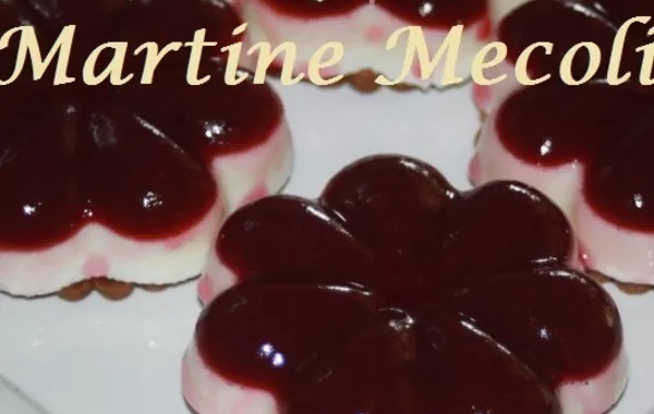 Cerises en fleurs sur mousses de yaourt et sablés