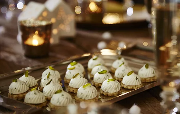 Tourbillons au chèvre et à la pistache