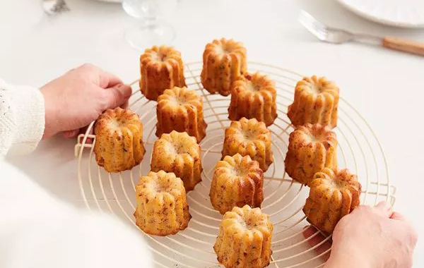 Cannelés bacon