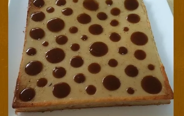 Gâteau bulles, pommes et caramel beurre salé