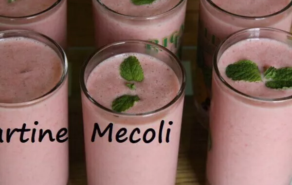 Smoothie aux fraises et à la menthe