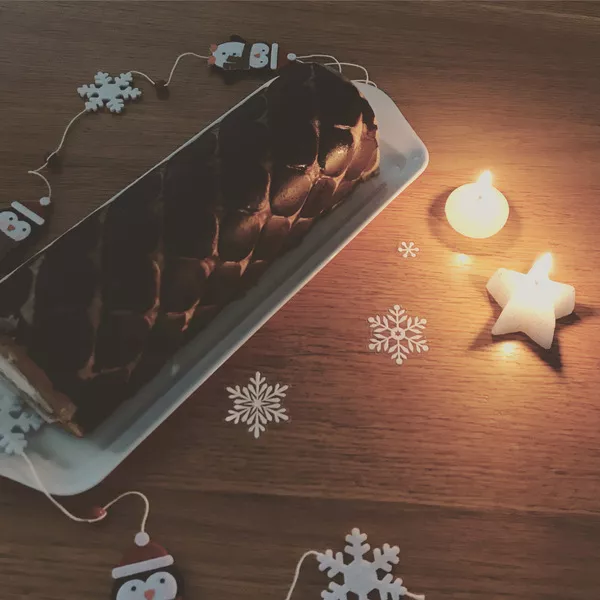 Bûche poires caramel au beurre salé sans gélatine