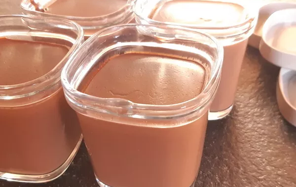 CREMES AU CACAO