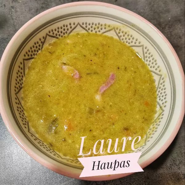 Soupe de pois cassés campagnarde