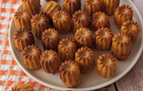 Cannelés bacon et parmesan
