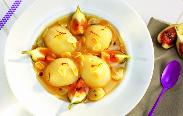 Poires pochées au safran