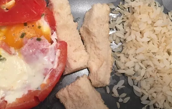 Oeuf en cocotte de tomate