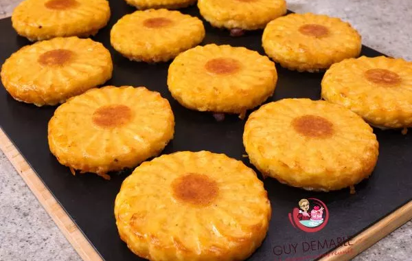 MINI-CROQUES AU CHEDDAR