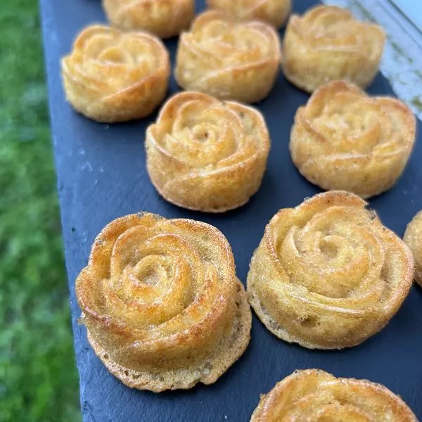 Mini roses nantaises