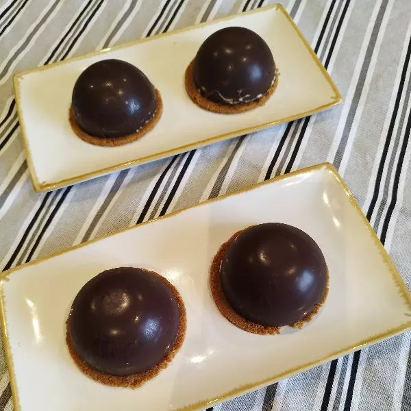 Dômes chocolat poires spéculoos 