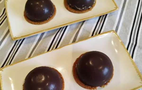 Dômes chocolat poires spéculoos
