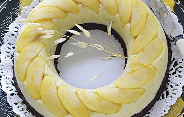 Couronne de boudin noir aux épices et purée de pommes de terre aux pommes