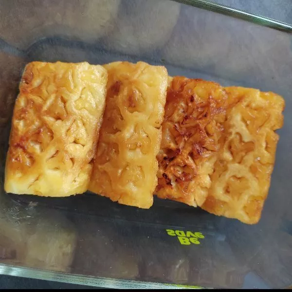 Ananas rôti à la poêle 