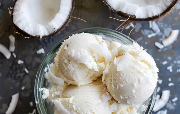 Crème glacée à la noix de coco