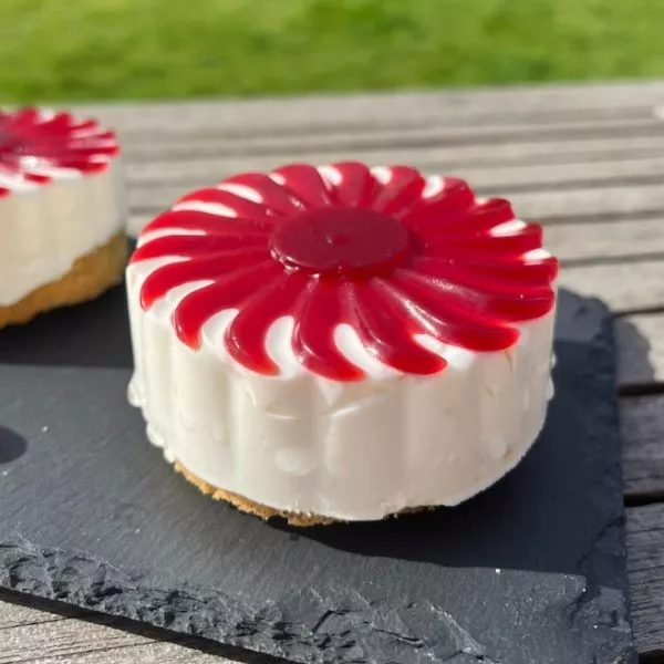 Fleurs fromage blanc et framboises 
