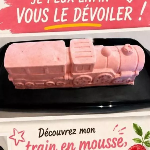 mousse à la fraise et insert framboise