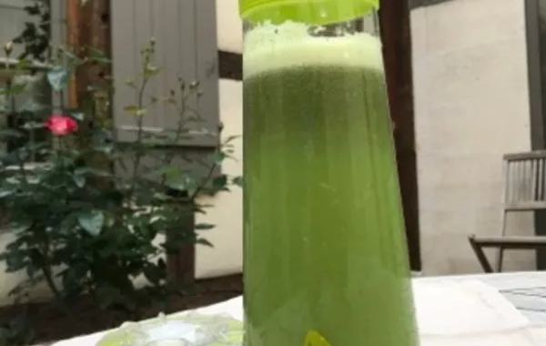 Jus citron vert basilic