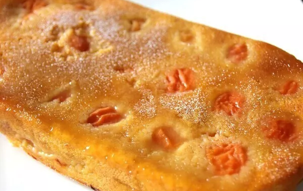 Gâteau fondant acidulé aux abricots