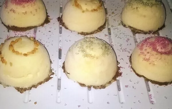 Dôme surprise au chocolat blanc
