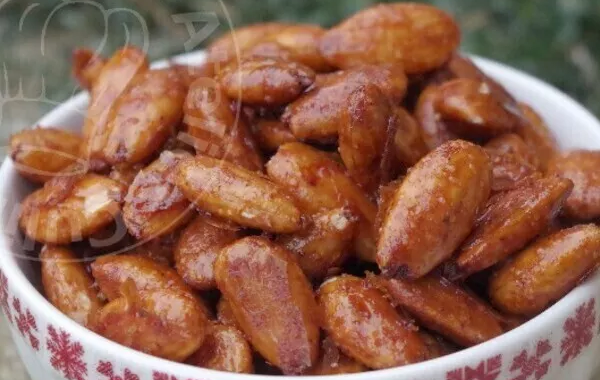 Amandes grillées épicées