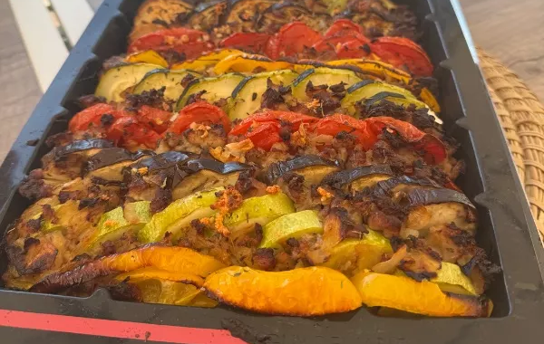TIAN DE LEGUMES FACON TOMATES FARCIES SUR RIZ