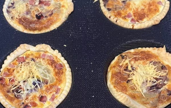 quiche pommes de terre, oignons rouges et jambon
