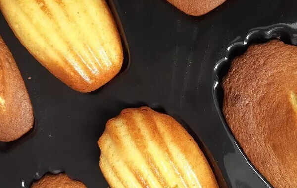 Grandes madeleines au citron