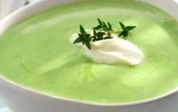 Soupe de légumes verts