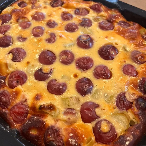 Flan fondant cerises et rhubarbes