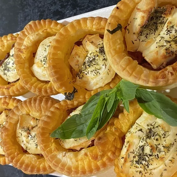 Tartelettes au magret de canard et au chèvre