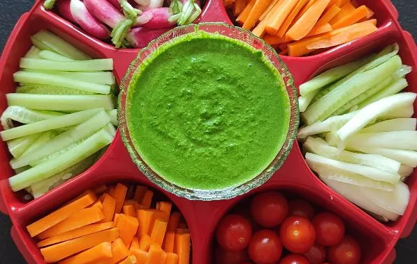 Pesto de fanes de radis