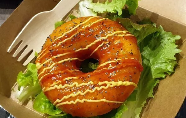 Donuts au chorizo et basilic, cuits au four