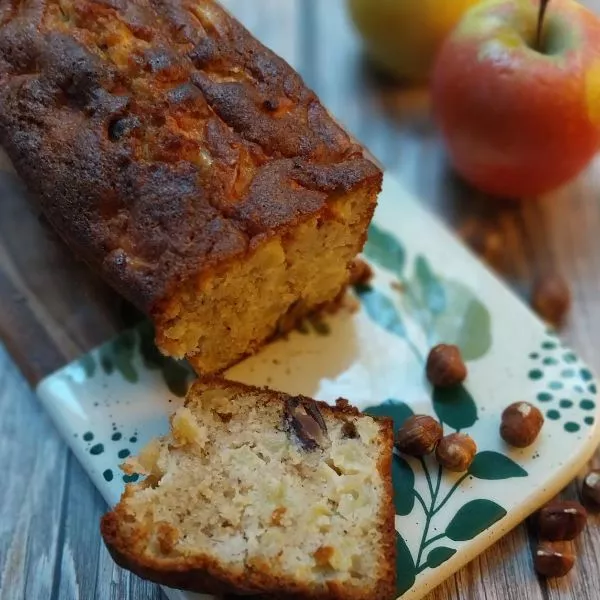 Cake automnale pommes noisettes