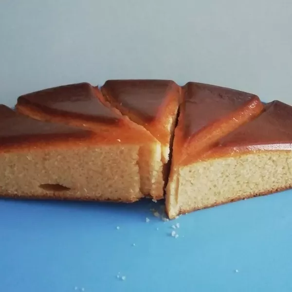 Gâteau au lait concentré sucré