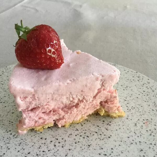 Gâteau glacé aux fraises