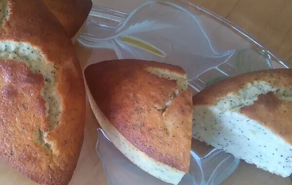 Cake extra moelleux aux citrons et graines de pavot