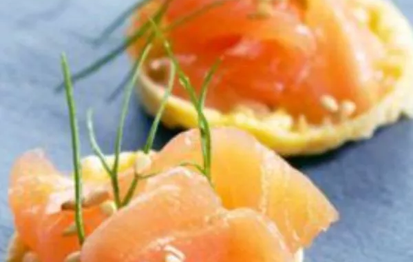 MINI TTARTELETTE AU SAUMON