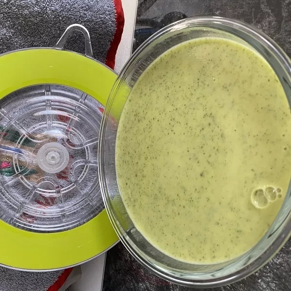 Velouté de courgette au lait de coco 