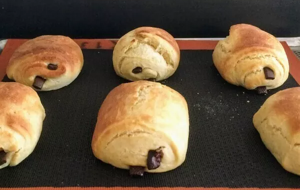 Pains au chocolat briochés