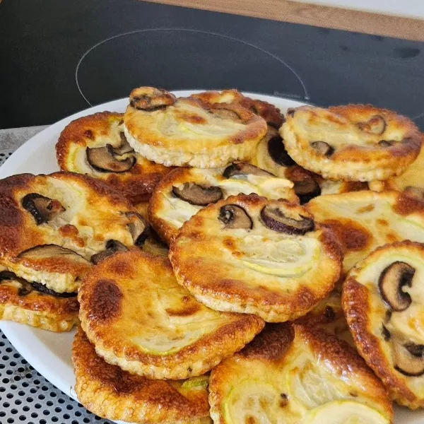 Tartelettes Minis Flans Courgettes-Champignons sans pâte🥒🍄