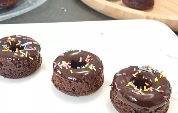 Mini donuts à la betterave et chocolat