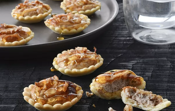 Tartelettes au miel, aux noix et au chèvre