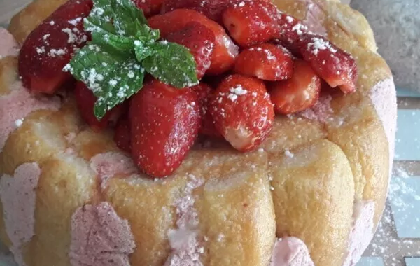 Charlotte aux fraises