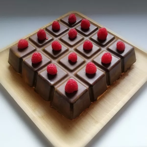 Tablette chocolat noir framboises